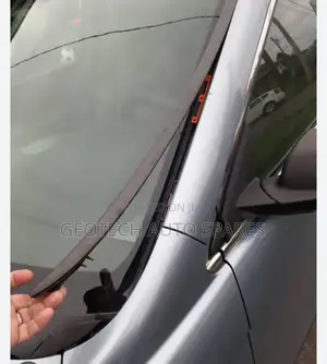 Honda Fit Windscreen Moulding Available