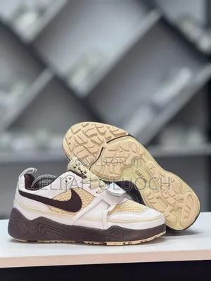Travis Scott X Nike Zoom Field Jaxx "Light Chocolate "
