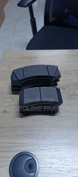 Big Callipers Brake Pads. 6pistons Toyota Harrier