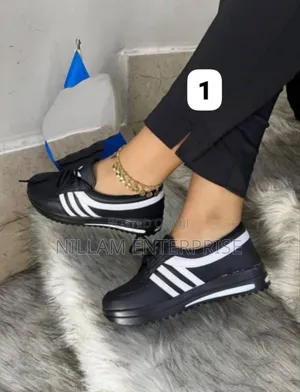New Design Sneakers