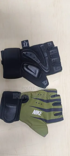 Green Gym Gloves