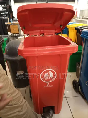 100l Pedal Dustbin With Wheels Red,Blue and Yellow