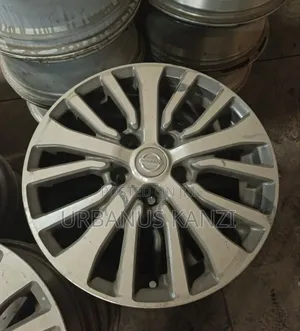 Size 16 Inch Nissan Alloy Rims
