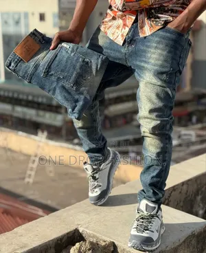 Men-Brown Washed Jeans