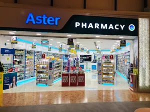 Modern Pharmacy/Chemists Interiors Fittings