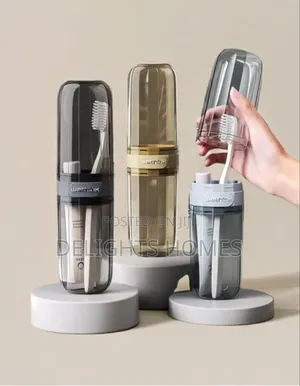 Portable Tooth Brush Holder_nje