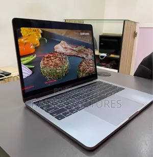 Laptop Apple MacBook Pro 2019 16GB Intel Core i7 SSD 512GB