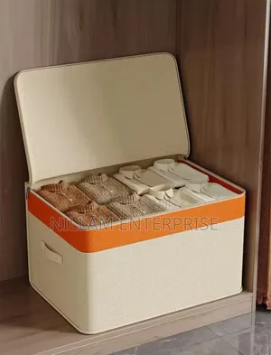 Canvas Quilt /Clothing Storage Organizer.