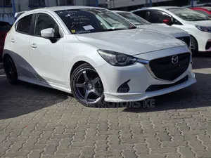 Mazda Demio 2018 White