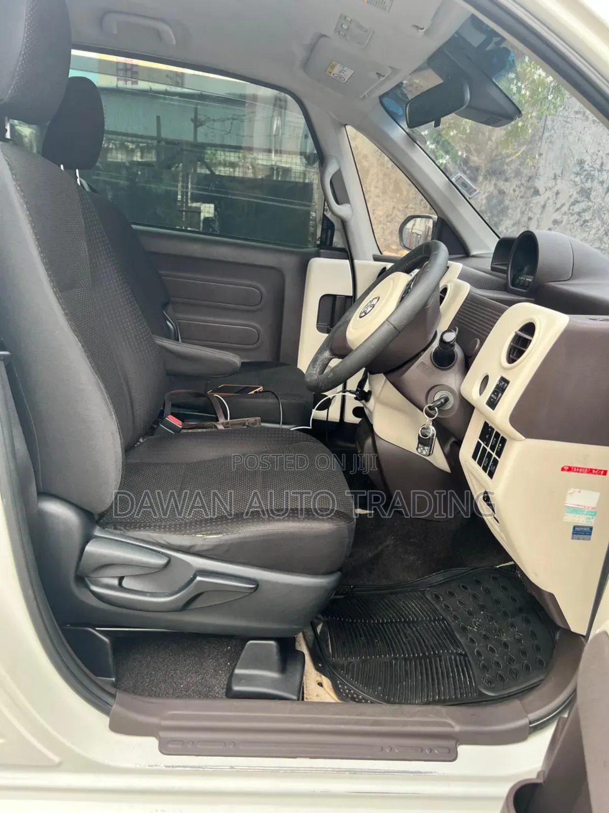 Toyota Porte 2016 White