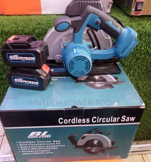 Makita Cordless Circular Saw