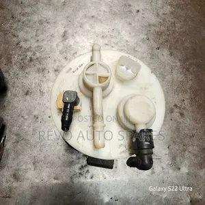 Fuel Pump Avensis