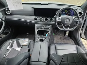 Mercedes-Benz E250 2018 Silver