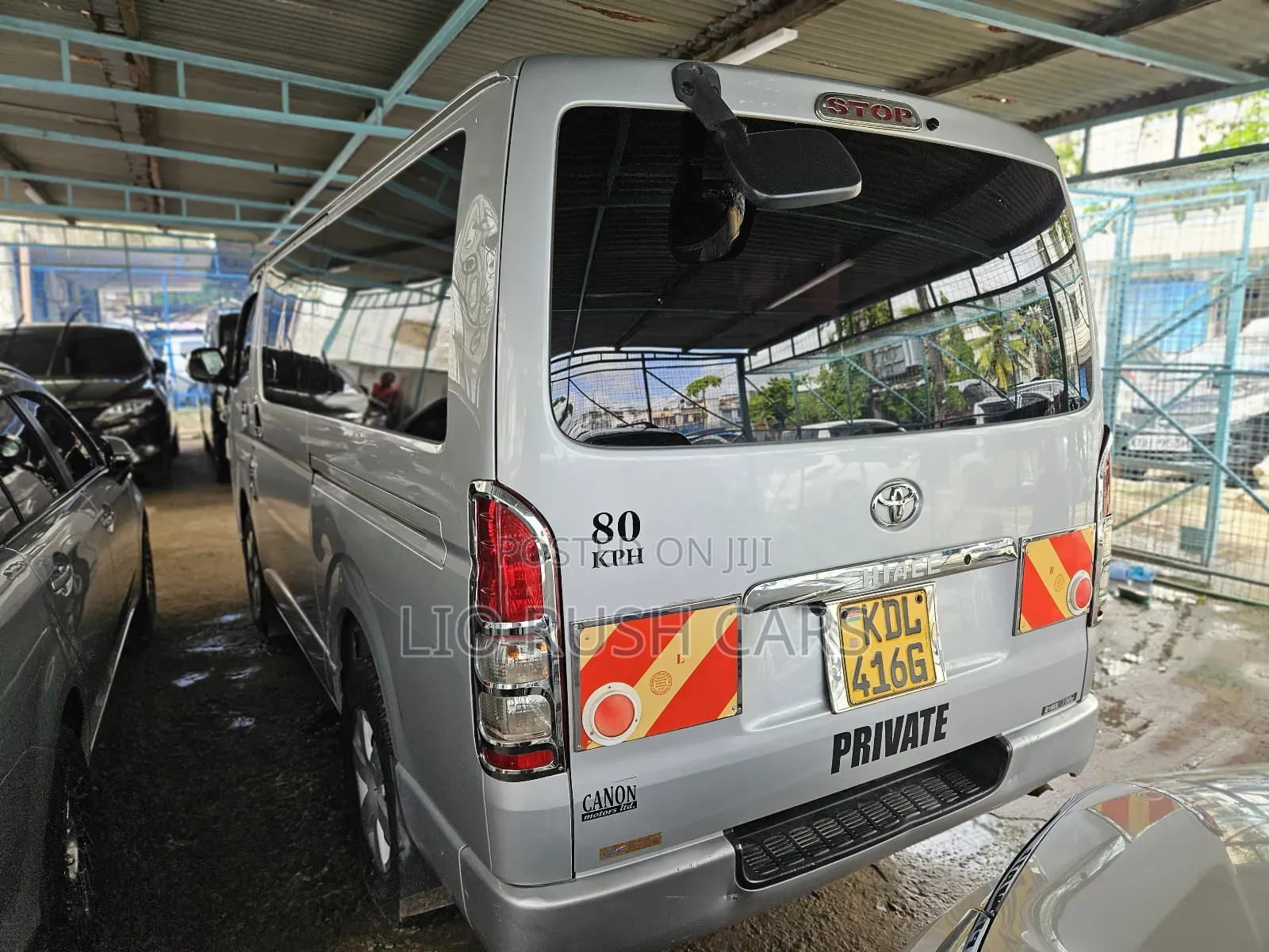 Toyota HiAce 2016 Silver