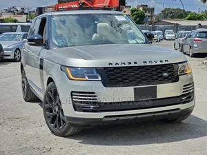 Land Rover Range Rover Vogue 2019 Beige