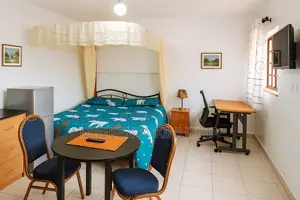 Budget Nairobi CBD Studio | Fast Wi-Fi Netflix