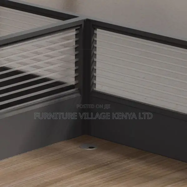 Workstation: 4-Way Modular Workstation Featuring Storage