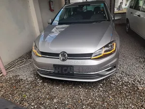Volkswagen Golf 2018 Silver