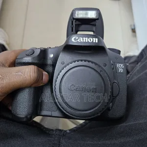 Canon Eos 7d DSLR Camera (Body Only)