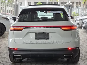 Porsche Cayenne Base AWD 2019 Pearl