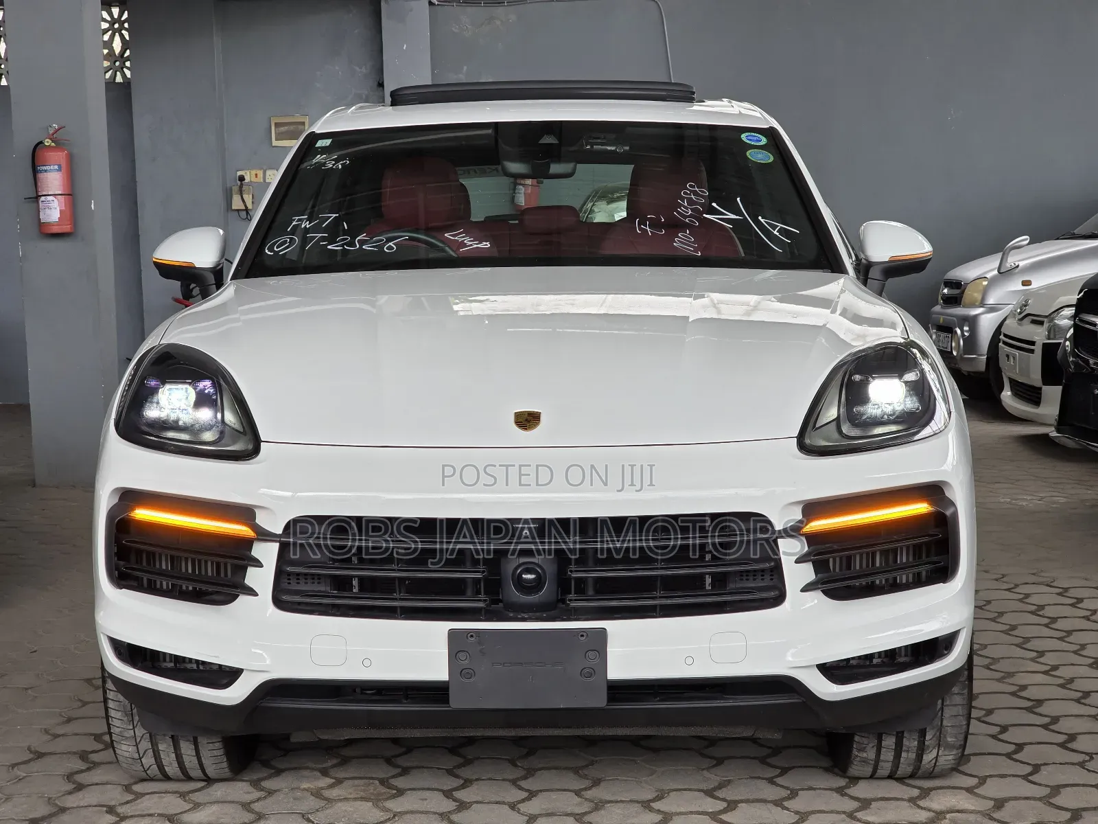 Porsche Cayenne Base AWD 2019 Pearl