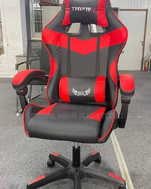Swivel Adjustable Gaming Chair Yee