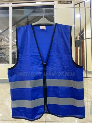 Blue Zipped Reflector With Breathable Fabric