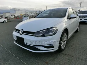 Volkswagen Golf 2018 White
