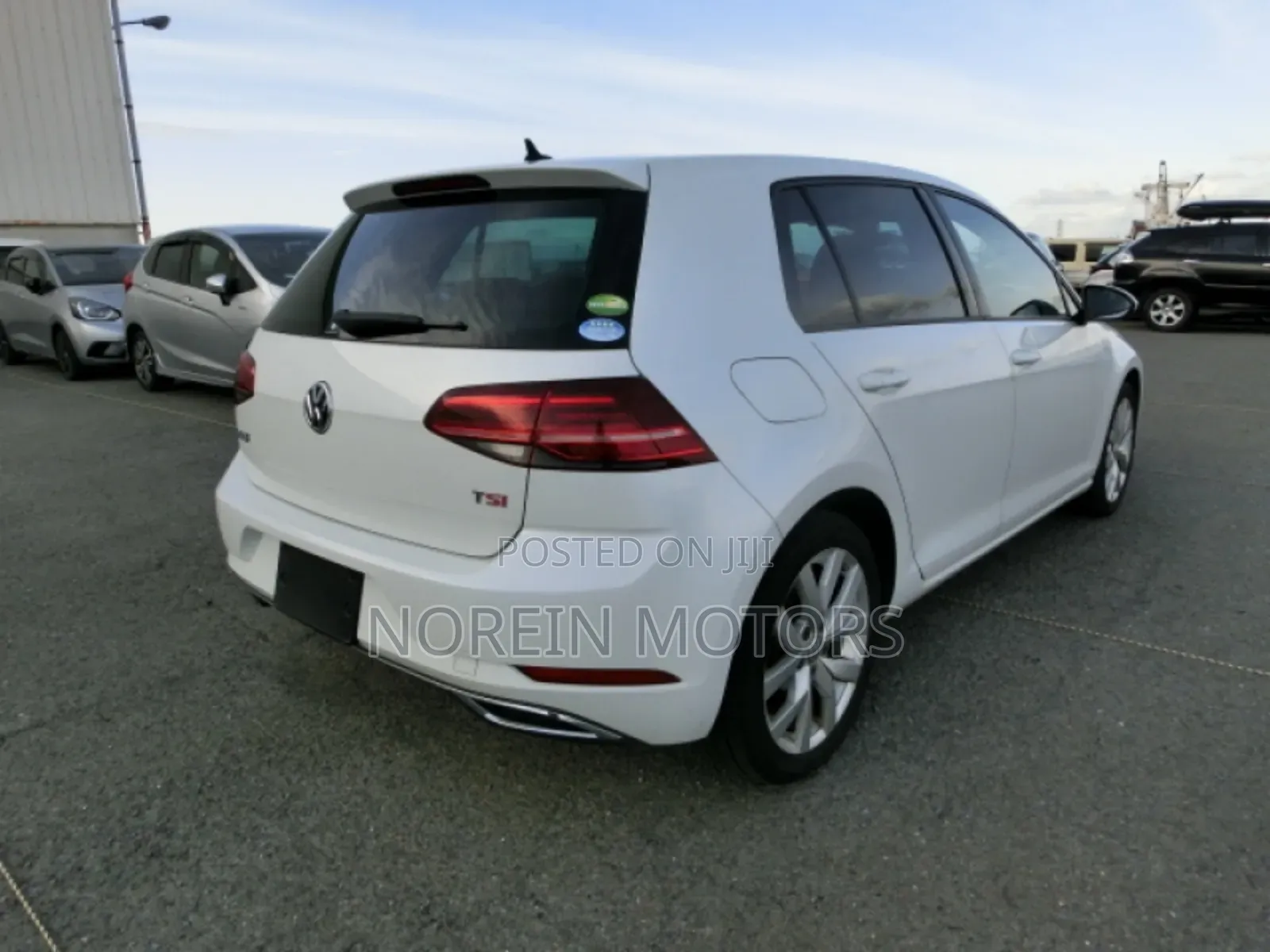 Volkswagen Golf 2018 White