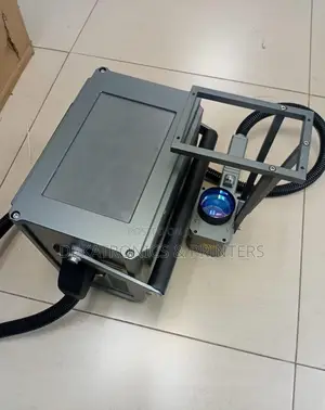 30w Handled Fiber Laser Marking Machine With Inbuilt Battery