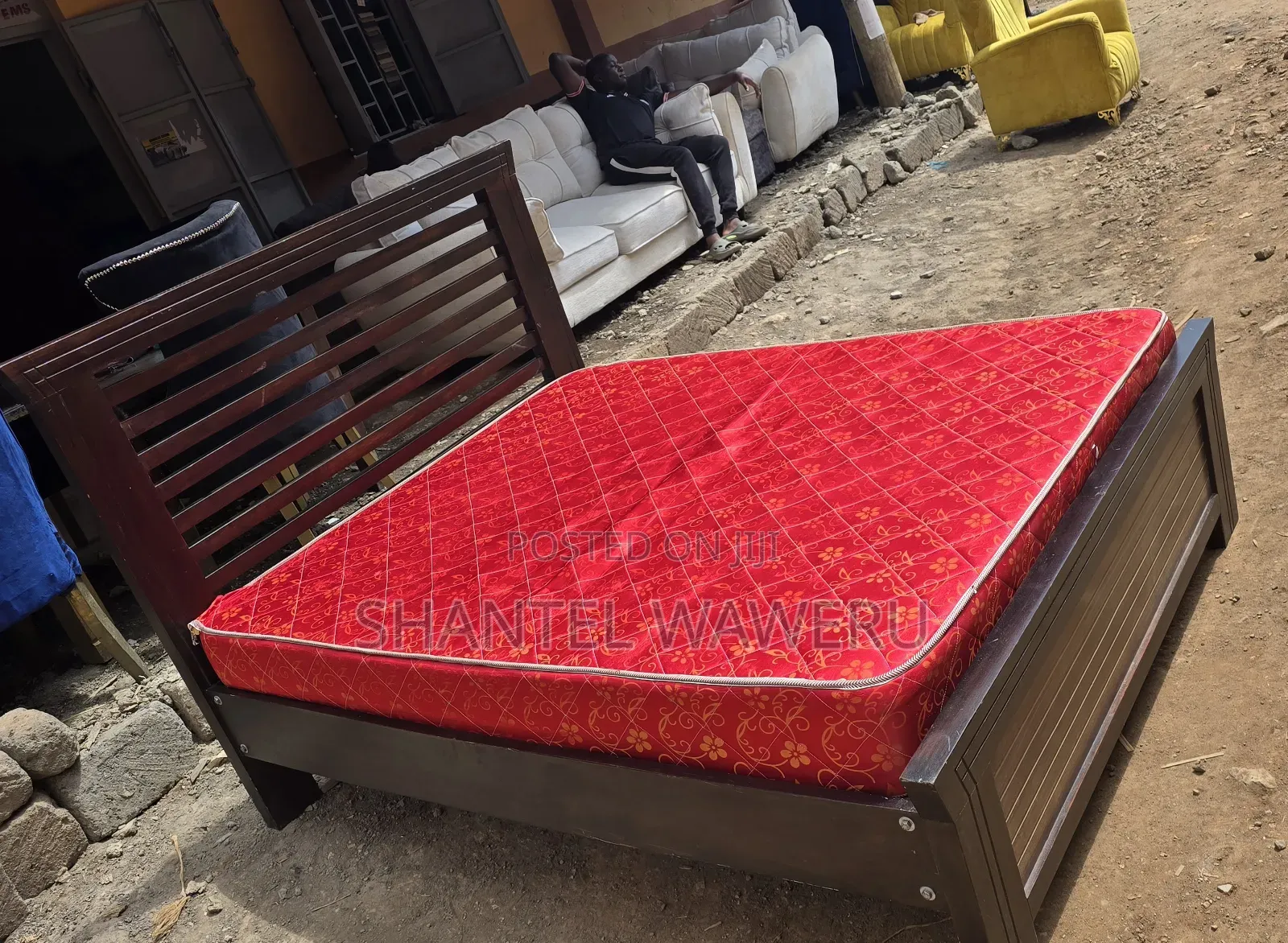 Mahogany Bed