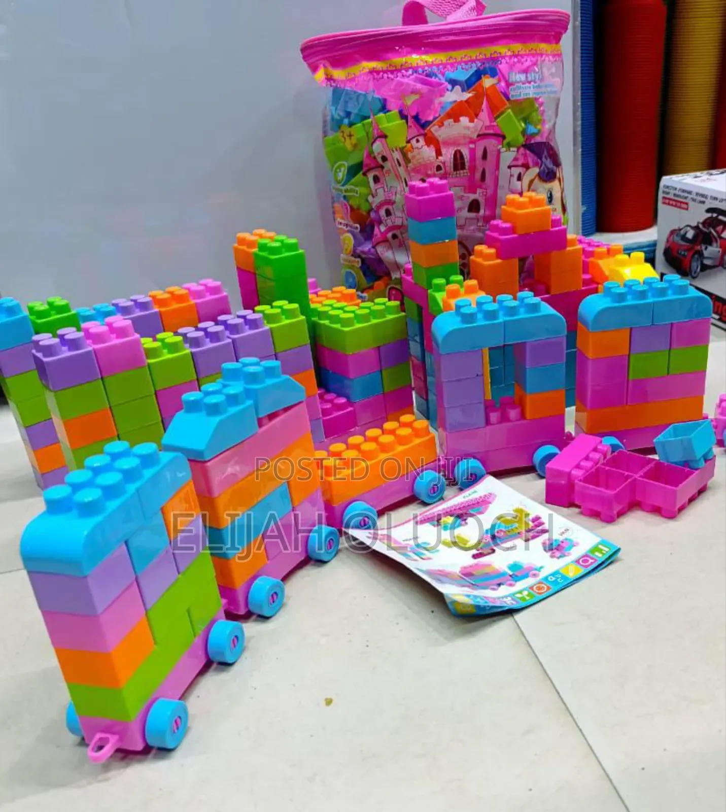 170pcs Pink Mega Blocks Set