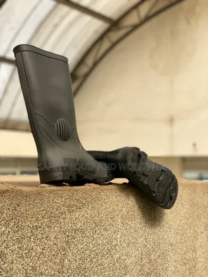 Heavy Duty Gumboots For Mechanic Use