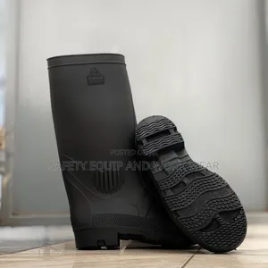Heavy Duty Gumboots For Food Processing And Packaging