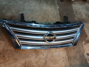 Nissan Sylphy 2015/2016/2017 Grill
