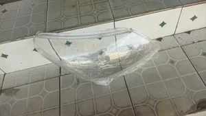 Toyota Ist 2007-2016 Headlight Lens