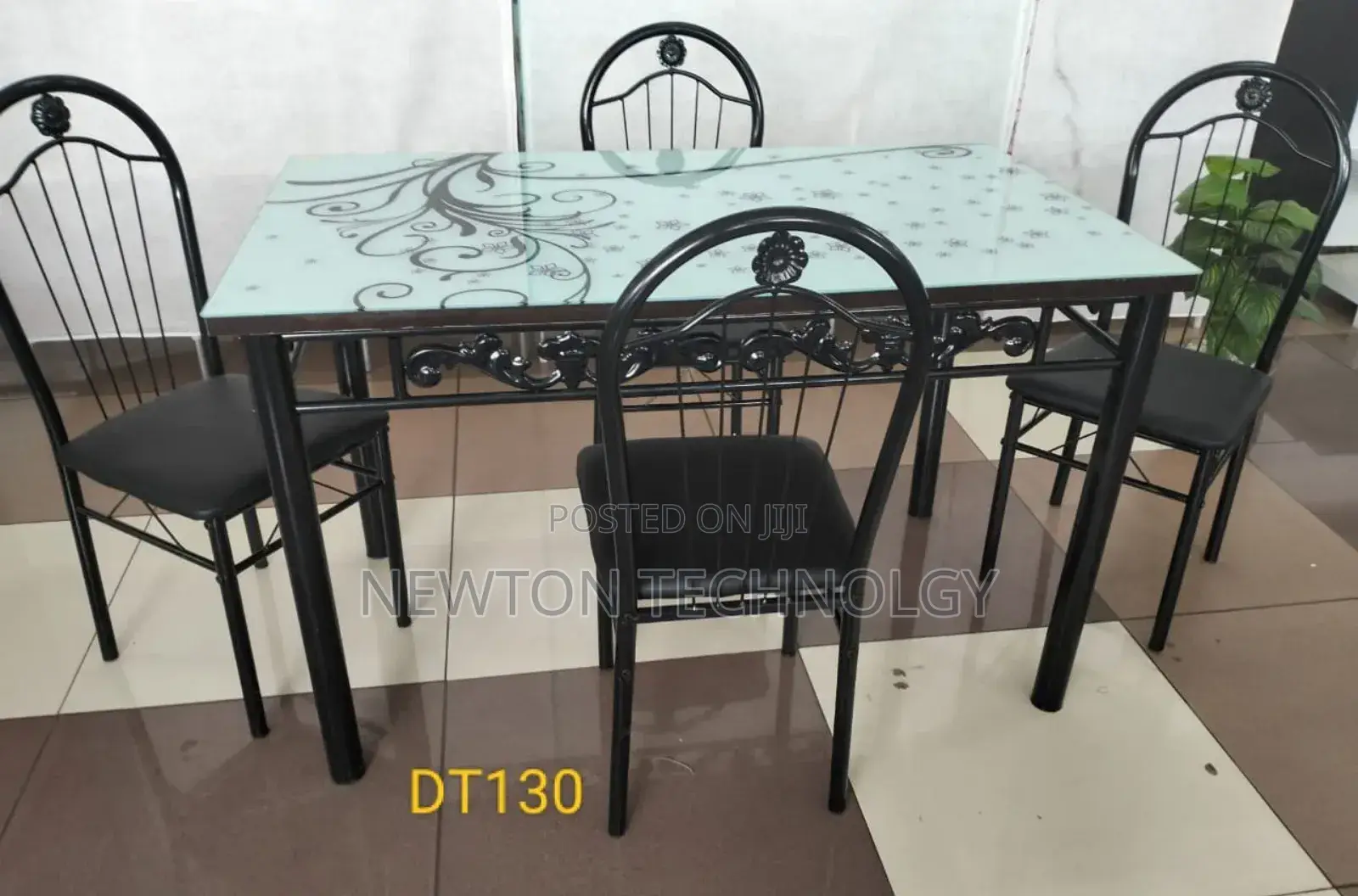Dinning Table /Dinningtable 4 Sitter