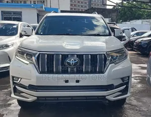 Toyota Land Cruiser Prado 2.8 2019 White