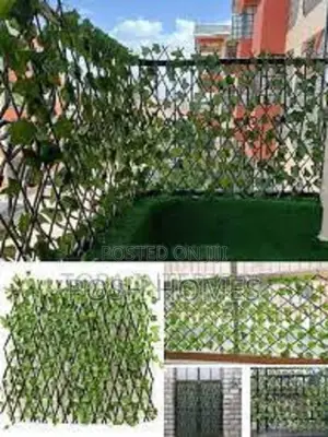 Extendable Green Privacy Fence