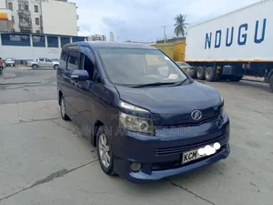 Toyota Voxy 2011 Blue