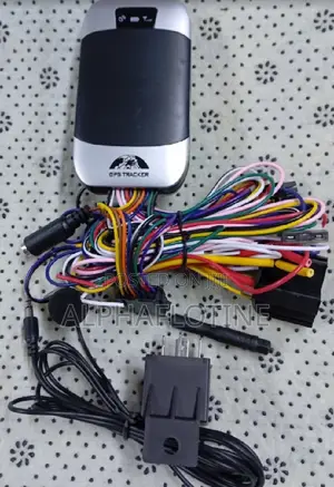 Car Tracker Tk303 GPS GPRS Tracker for Online SMS Tracking