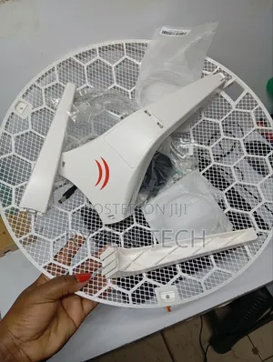 Mikrotik RBLHG-5nd LHG 5 Light Head Grid 5ghz Cpe