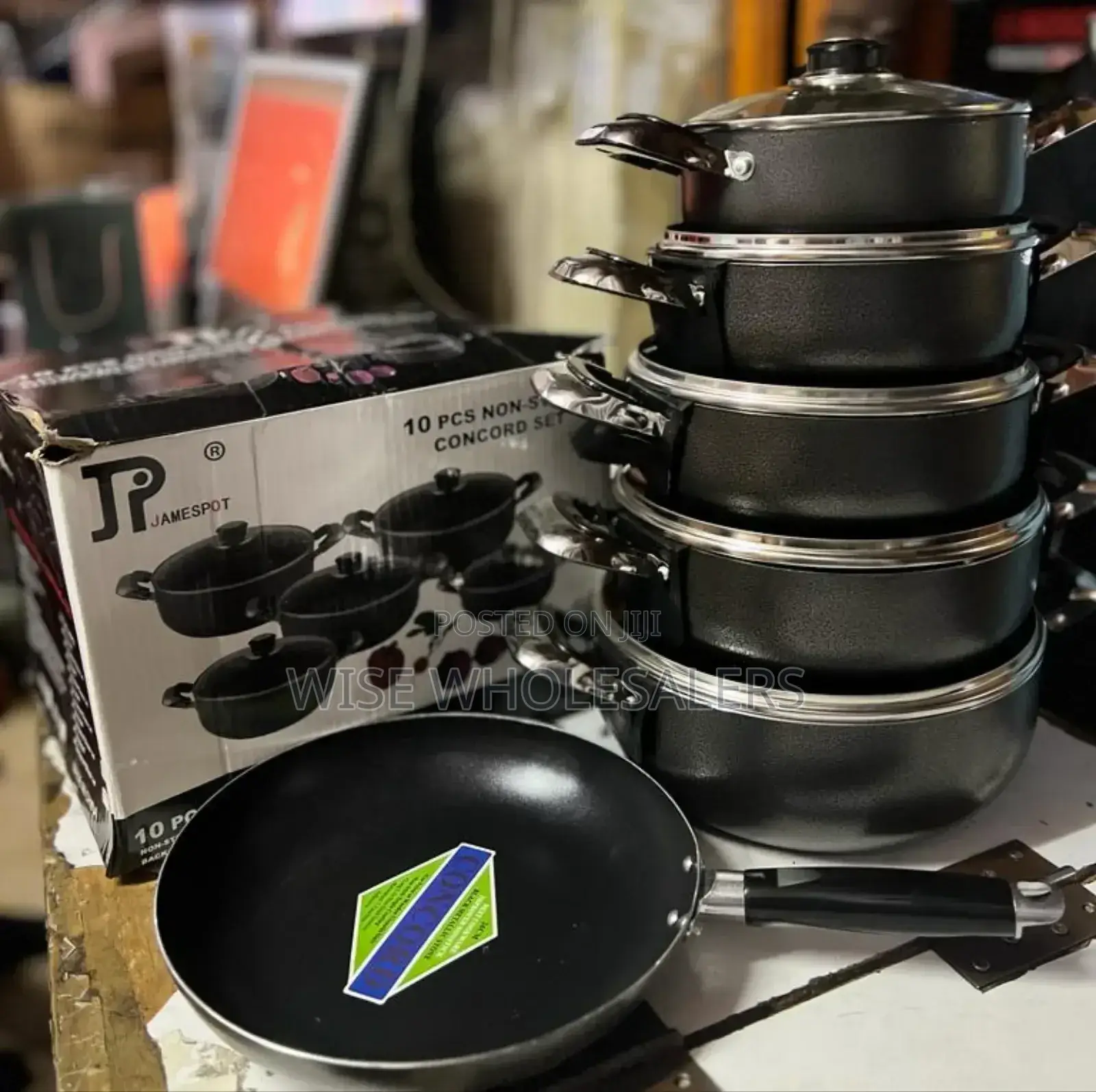 **Jp Nonstick Cookware Set  11 Pcs !!*