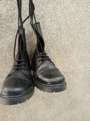 Unisex Security Boots