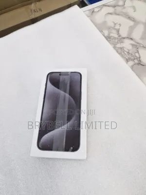 New Apple iPhone 15 Pro Max 256 GB Black