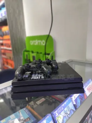 Ps4 Pro +One Extra Controller!!