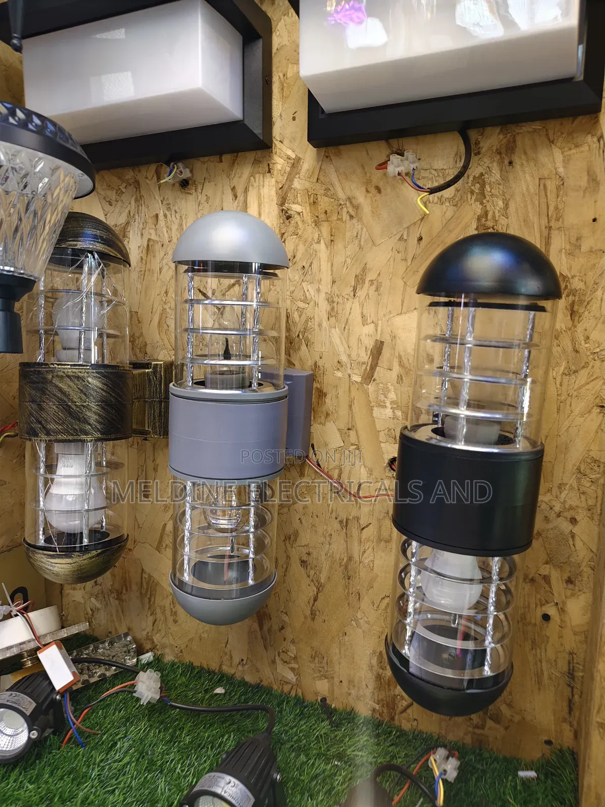 Outdoor Double Wall Light