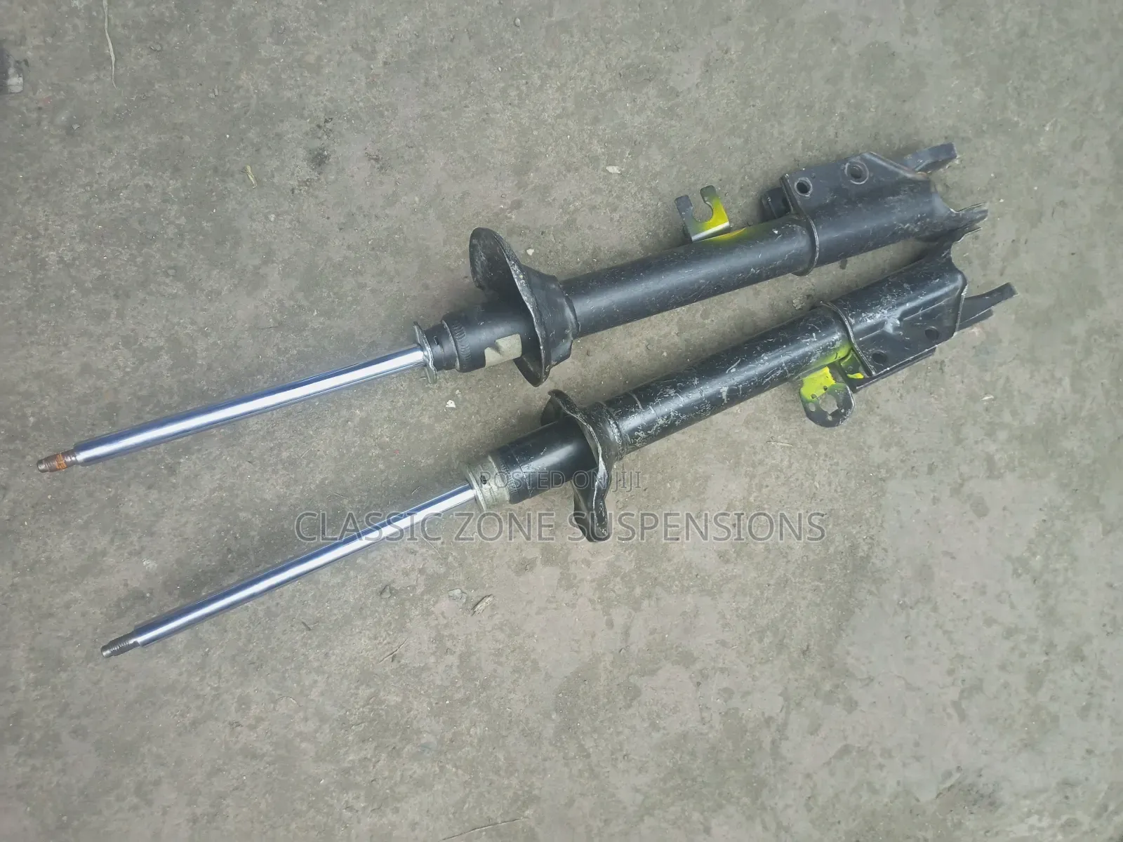 Mazda 323 Back Shocks
