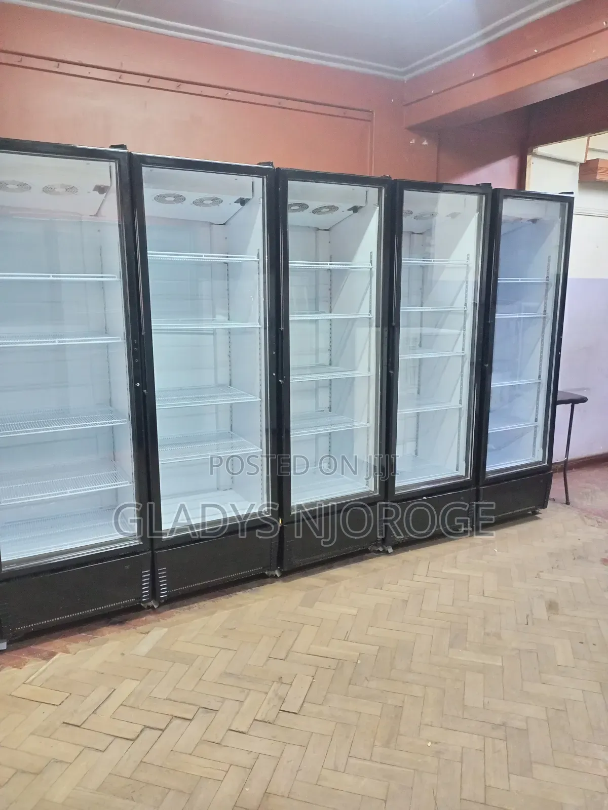 Show Case Affordable ( 650l Display Fridge)