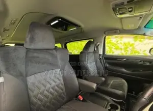 Toyota Vellfire 2018 Black